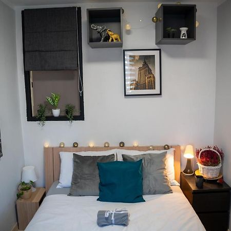 Metro Lux Home Apartment Warszawa Eksteriør billede