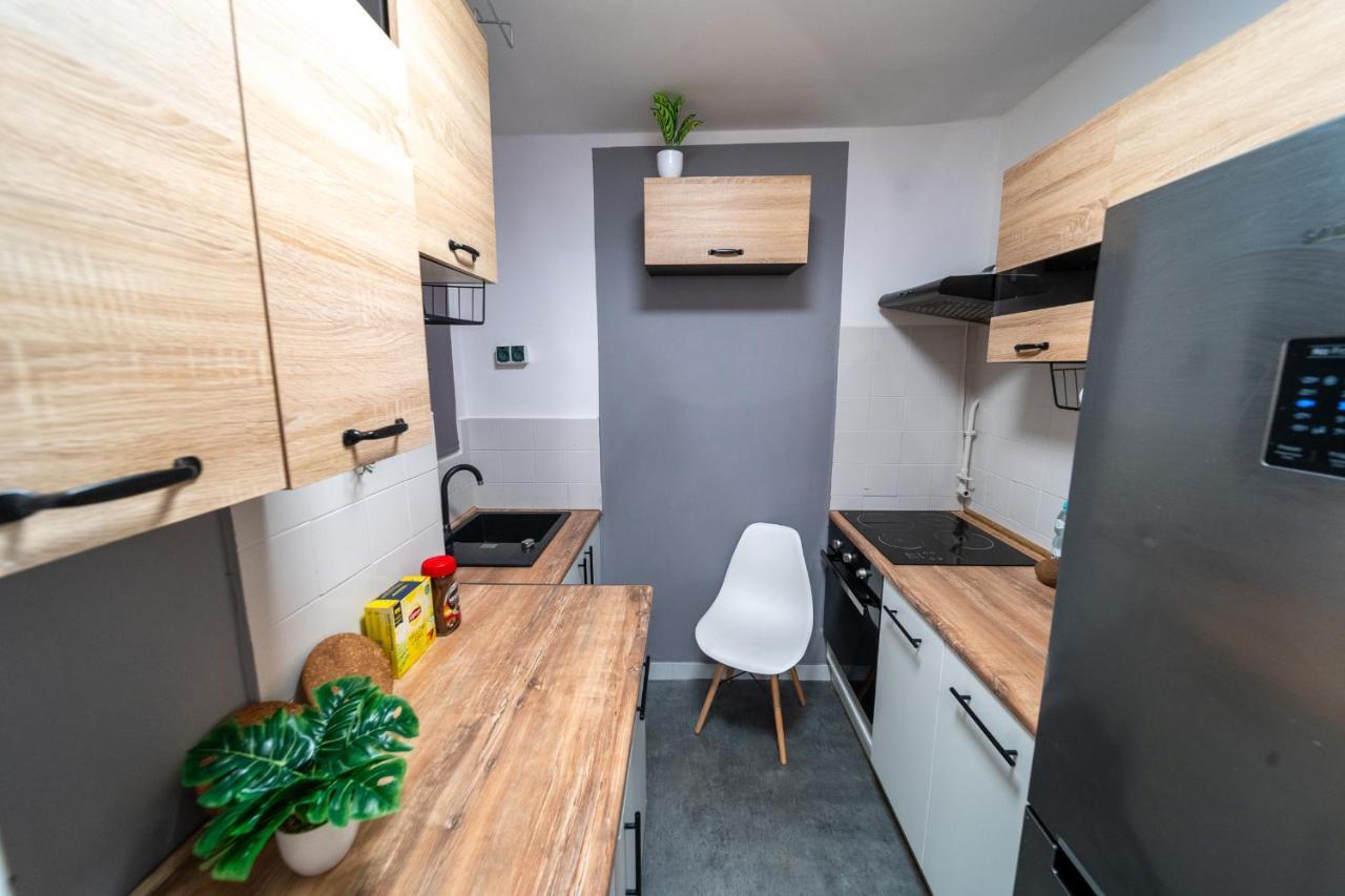 Metro Lux Home Apartment Warszawa Eksteriør billede