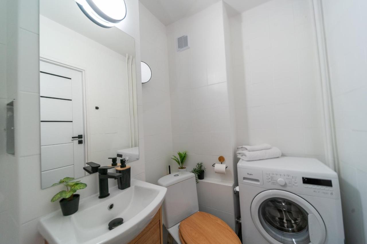 Metro Lux Home Apartment Warszawa Eksteriør billede