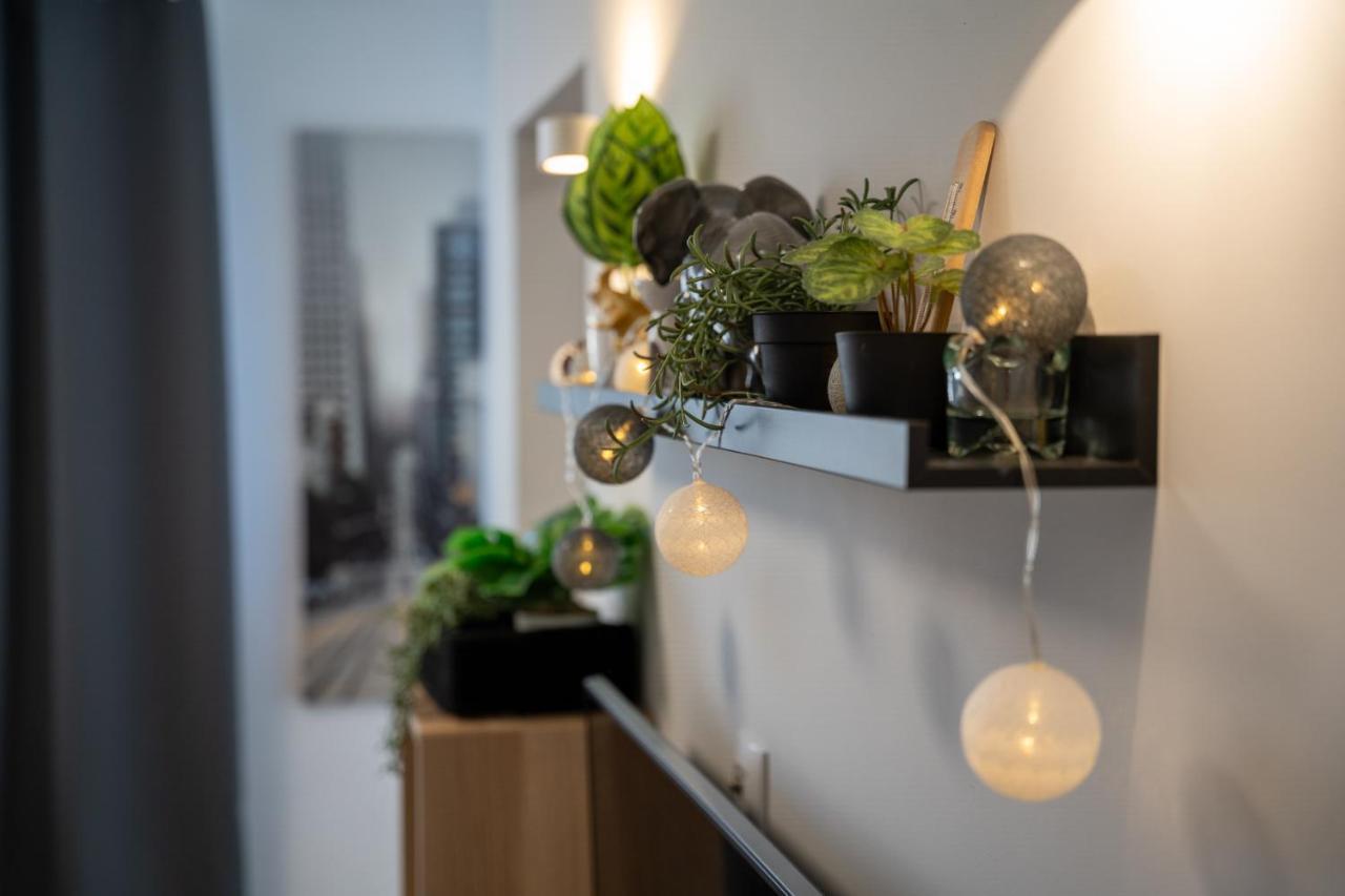 Metro Lux Home Apartment Warszawa Eksteriør billede