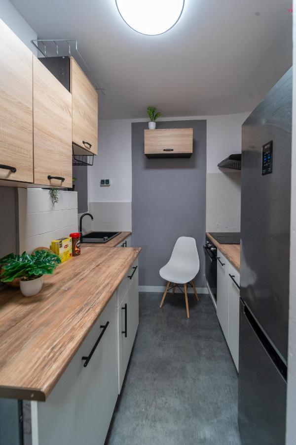 Metro Lux Home Apartment Warszawa Eksteriør billede