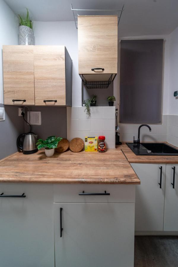 Metro Lux Home Apartment Warszawa Eksteriør billede